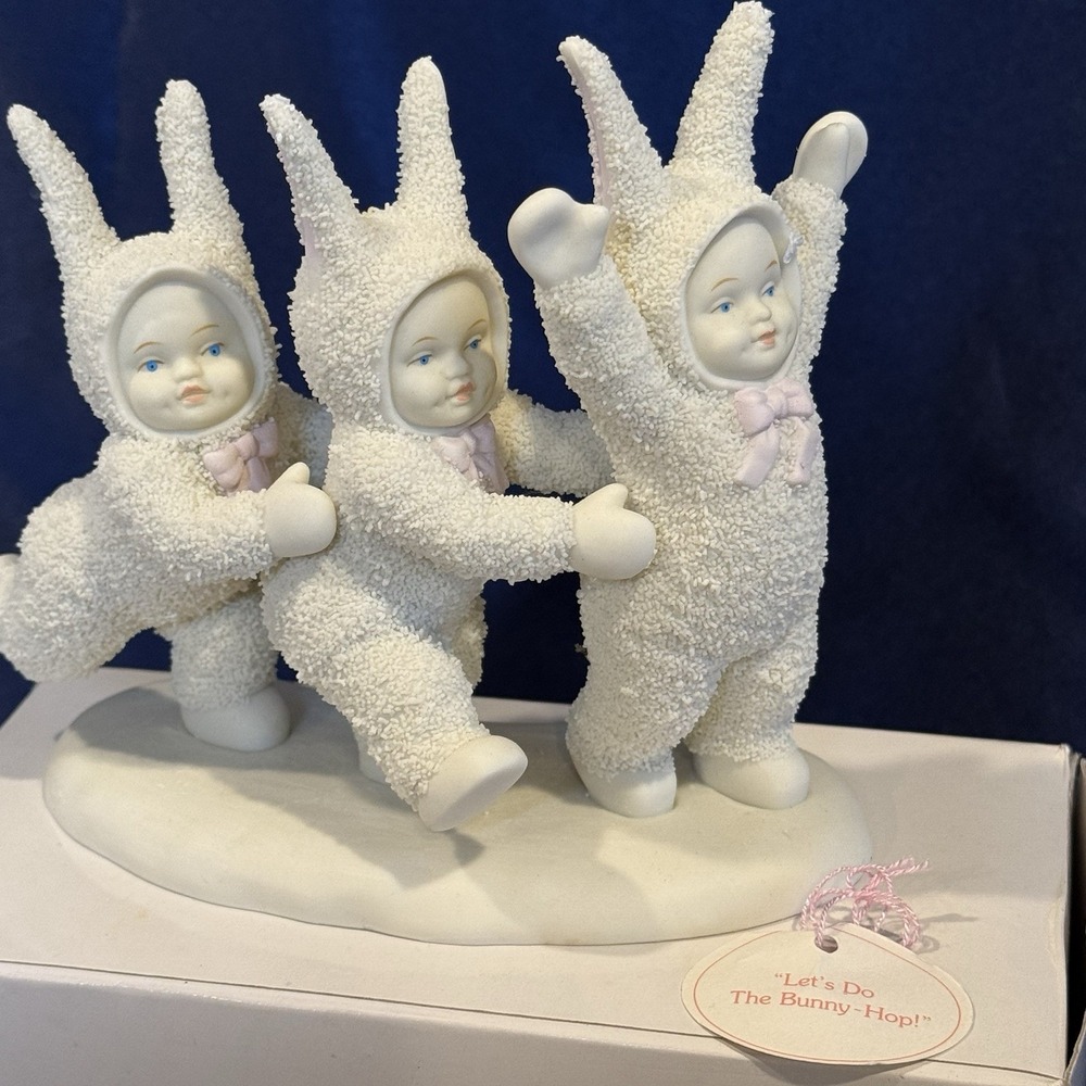 VTG Dept 56 Springtime Stories Of The Snowbunnies "Let's Do The Bunny Hop" 1994